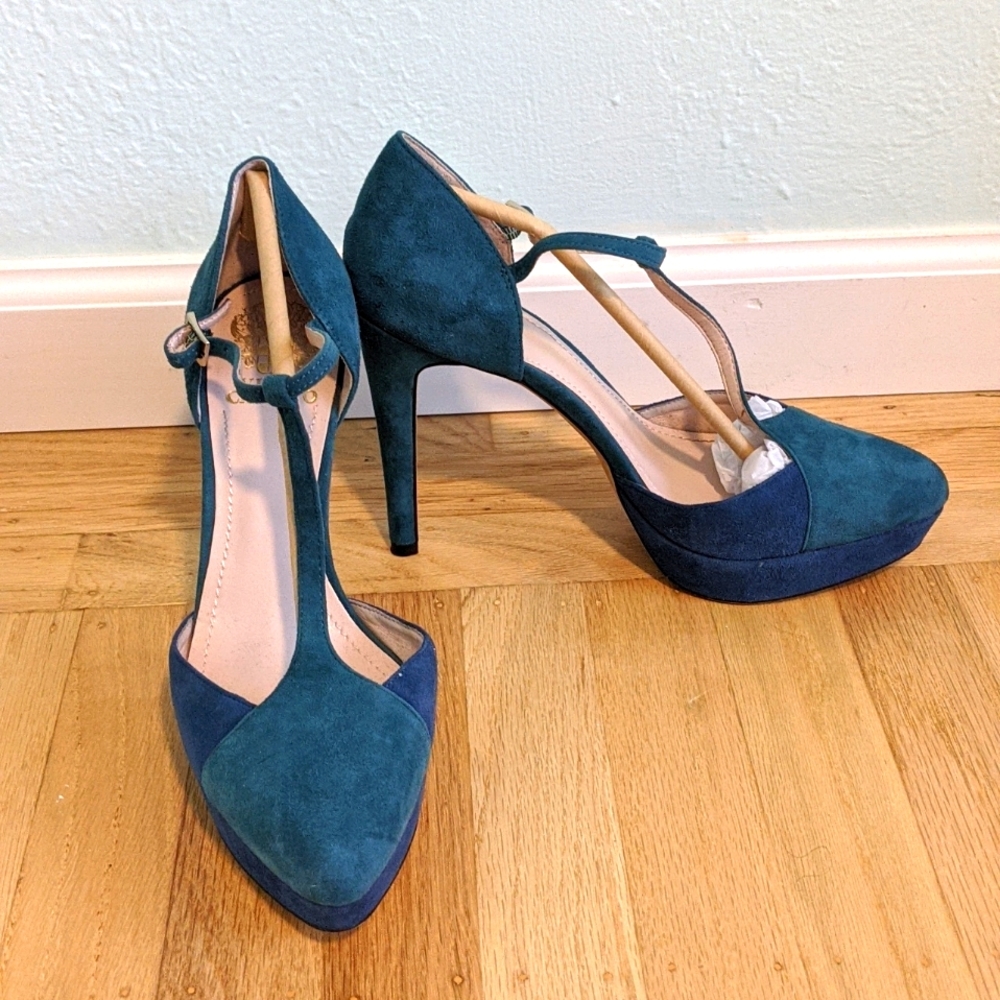 Vince Camuto Akido Suede Platform Pumps 9.5